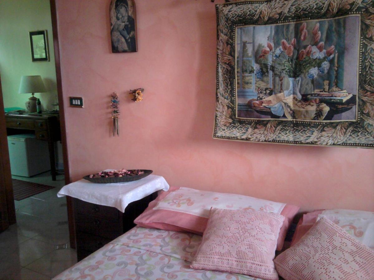 Bed and Breakfast La Casa Di Mariu Furnari Exterior foto